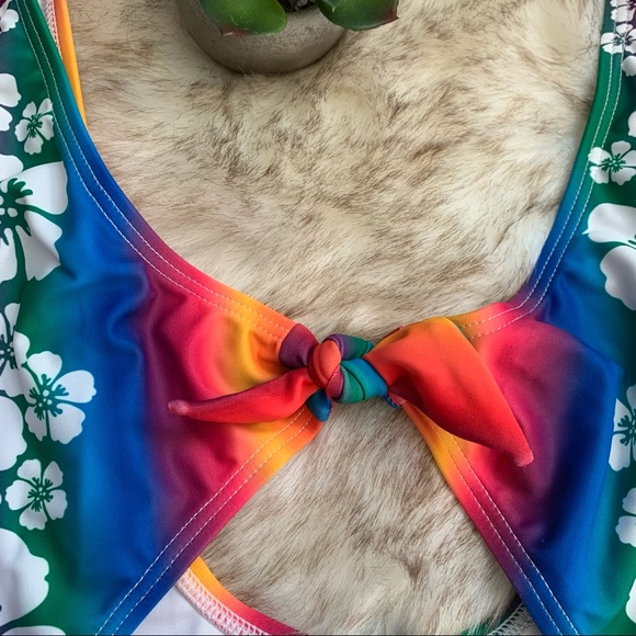 ALL THINGS MOCHI | Mila Striped Crossover 1-Piece - Picture 5 of 12